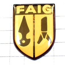 ピンバッジ・アンティークの武器の紋章ミリタリー