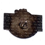 ピンバッジ・ギャルソン給仕バカンスの地カクテル