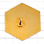 ピンバッジ・ハート手をつなぐ人ポリス警察官の遺児 ORPHELINAT FRANCE