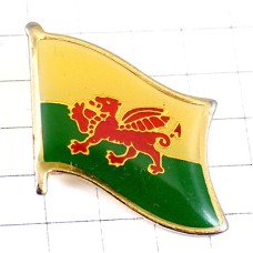 ピンバッジ・翼のあるライオンの旗ウェールズ国旗 FLAG WALES