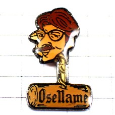 ピンバッジ・ワインの栓と眼鏡のフランス男 OSELLAME BOUCHON FRANCE