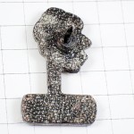 ピンバッジ・ワインの栓と眼鏡のフランス男 OSELLAME BOUCHON FRANCE