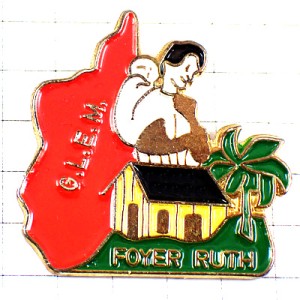 ピンバッジ・赤ちゃんお母さん南の島ヤシの木と家マダガスカル FOYER-RUTH MADAGASCAR MAP