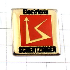 ピンバッジ・上向きの矢印アルファベットS ピンバッジ・上向きの矢印アルファベットS