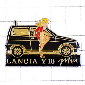 ピンバッジ・ランチアY10黒い車セクシー赤いドレスの美女 LANCIA-Y10 LANCIA ITALIA ITALY ピンバッジ・ランチアY10黒い車セクシー赤いドレスの美女 LANCIA-Y10 LANCIA ITALIA ITALY