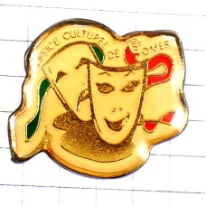 ピンバッジ・マスク仮面カーニバル悲喜こもごも