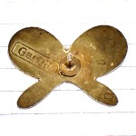 ピンバッジ・やしの木柄２個マラカス音楽楽器 HAWAI MARACAS ISLAND USA