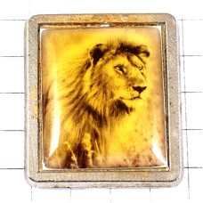 ピンバッジ・ライオン獅子の写真シルバー銀色のフレーム