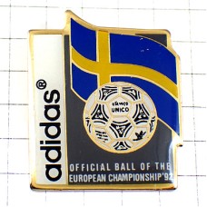 ピンバッジ・アディダス球スウェーデン国旗ヨーロッパ大会サッカーボール ADIDAS GERMANY SWEDEN FLAG EUROPEAN-CHAMPIONSHIP-1992 ピンバッジ・アディダス球スウェーデン国旗ヨーロッパ大会サッカーボール ADIDAS GERMANY SWEDEN FLAG EUROPEAN-CHAMPIONSHIP-1992