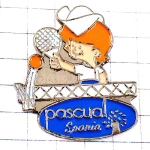 ピンバッジ・卓球する女の子