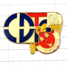 ピンバッジ・献血の滴くん黄色い帽子と手袋