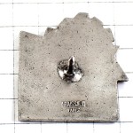 ピンバッジ・１１歯車パリ1969年シルバー銀色