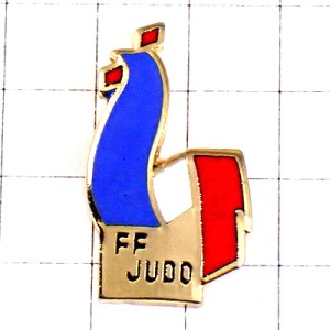 ピンバッジ・フランス柔道協会ニワトリ雄鶏トリコロール青白赤の国鳥 FEDERATION-FRANCAISE-DE-JUDO FF-JUDO FRANCE ピンバッジ・フランス柔道協会ニワトリ雄鶏トリコロール青白赤の国鳥 FEDERATION-FRANCAISE-DE-JUDO FF-JUDO FRANCE