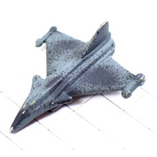 ピンバッジ・黒い飛行機ラファール立体型戦闘機ダッソー社 DASSAULT RAFALE FRANCE