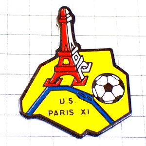 ピンバッジ・エッフェル塔とサッカー球パリ11区セーヌ川 PARIS MAP EIFFEL FRANCE