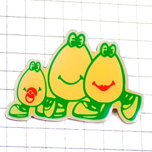 ピンバッジ・卵型の親子ベビー赤ちゃんオシャブリ