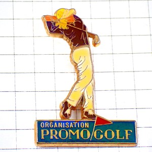 ピンバッジ・ゴルファーショットの瞬間ゴルフ場