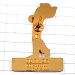 ピンバッジ・ゴルファーショットの瞬間ゴルフ場