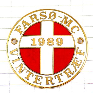 ピンバッジ・デンマークの国旗の白い十字バイク二輪オートバイクラブMC