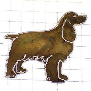 ピンバッジ・ふさふさ垂れ耳の大型犬