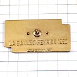 ピンバッジ・リンツのチョコレート板チョコのマス目 LINDT CHOCOLATIER SWISS ピンバッジ・リンツのチョコレート板チョコのマス目 LINDT CHOCOLATIER SWISS