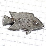 ピンバッジ・銀色の魚フィッシング魚釣りシルバーピューター製