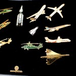 ピンバッジ・アエロスパシアル社17個ロケット飛行機ヘリコプター箱付き AEROSPATIALE EADS AIRBUS FRANCE ピンバッジ・アエロスパシアル社17個ロケット飛行機ヘリコプター箱付き AEROSPATIALE EADS AIRBUS FRANCE