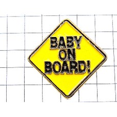 ピンバッジ・「赤ちゃん乗ってます」 BABY-ON-BOARD