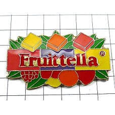 ピンバッジ・フルーツのキャンディ FRUITTELLA