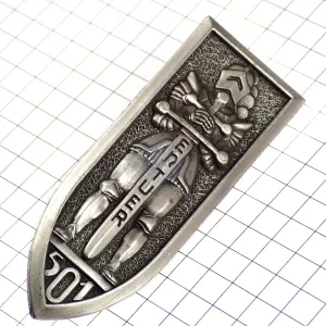 ブローチ・騎士の甲冑や剣ミリタリー紋章フランス軍 501E-REGIMENT-DE-CHAR-DE-COMBAT 501RCC FRANCE